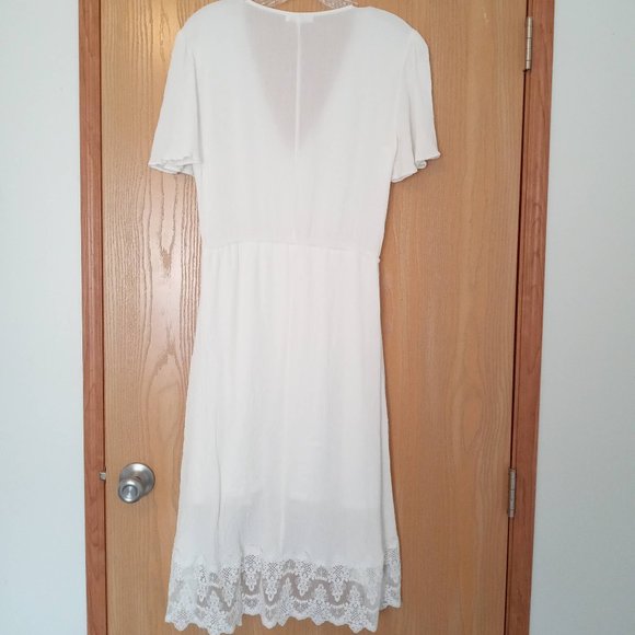 Maurices Hi-Low Prairie V-Neck White Dress M - Picture 5 of 14